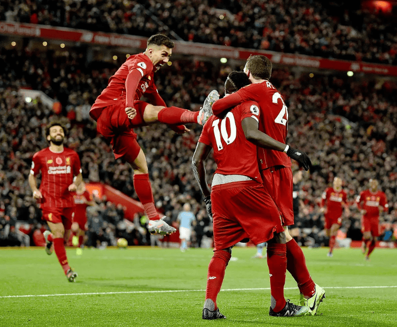 清晨英超焦点战；华盛顿奇才豪取连胜；球迷炸锅；身体对抗强度拉满(华盛顿奇才队别名)